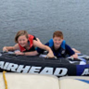 Meet your Posher, Lee